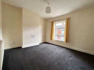 Living Room- click for photo gallery